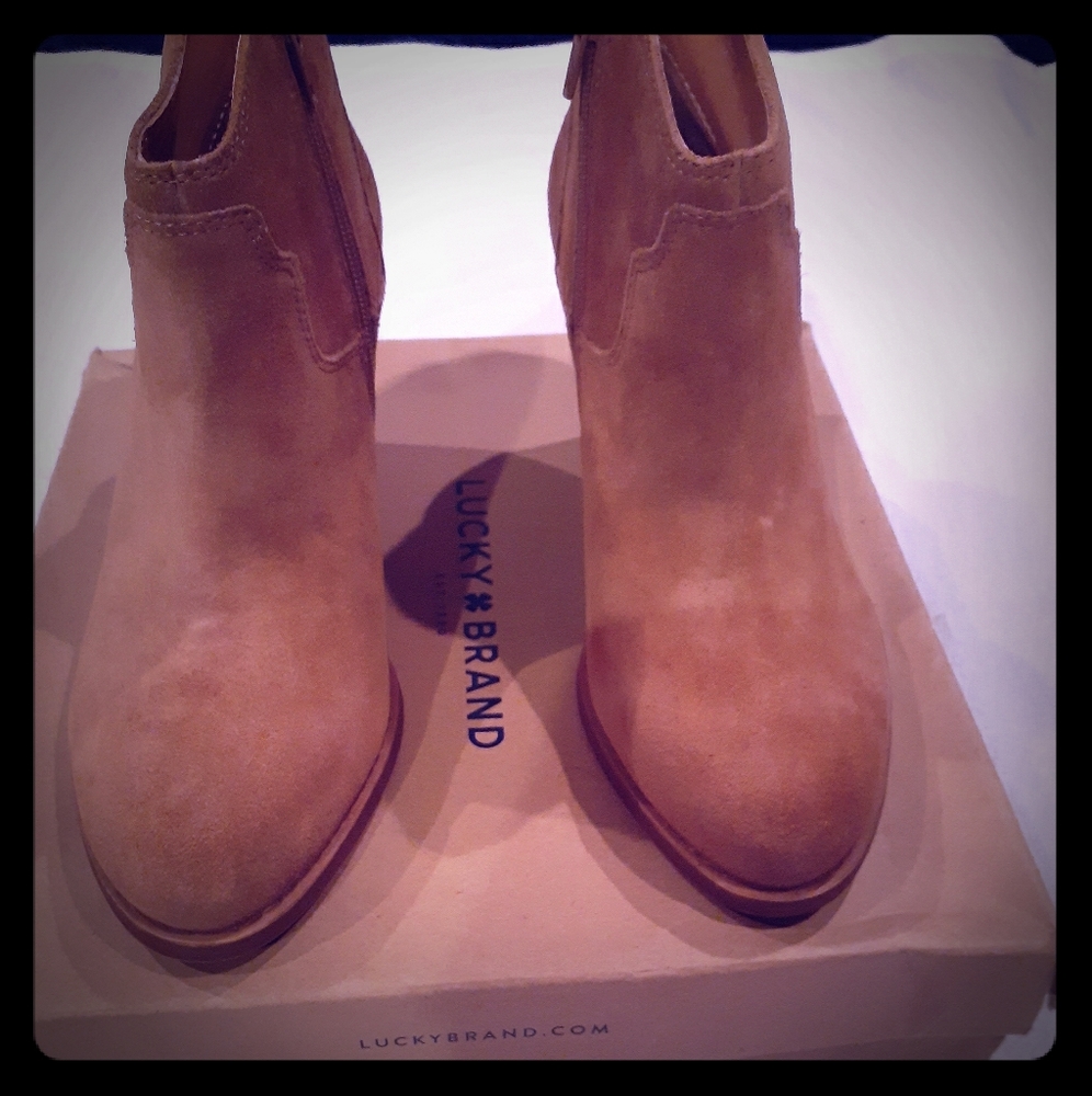 Lucky Brand Suede Ankle Boots - Tan